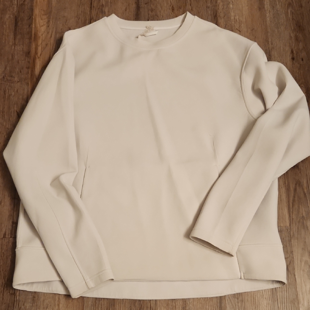 Lululemon Soft Stream
